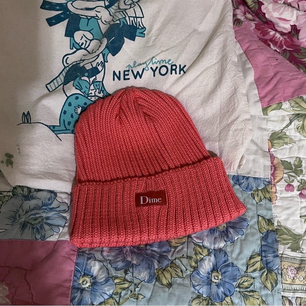⛔️SOLD⛔️ Dime beanie
